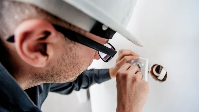 Role of Electricians in Smart Home Upgrades